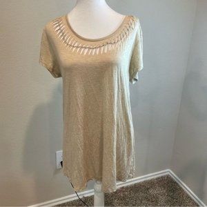 iJeans by Buffalo Off White/Tan Cut Out Design Top